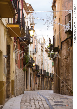 Narrow streets of Monblanc Narrow streets of Monblanc 29724643