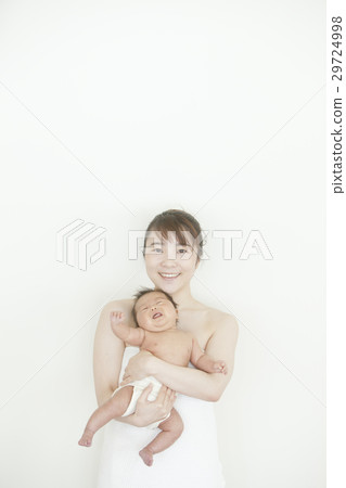 Newborns and mothers Newborns and mothers 29724998