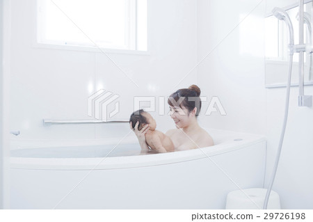 Newborns and mothers Baths 29726198