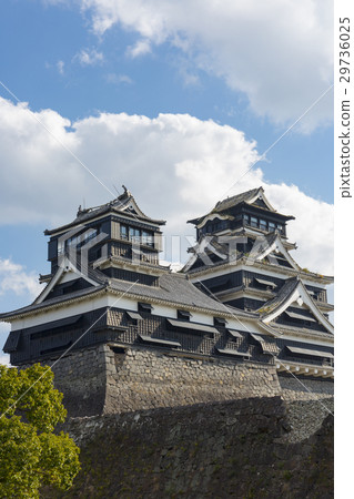 Kumamoto Castle (after the earthquake) 29736025