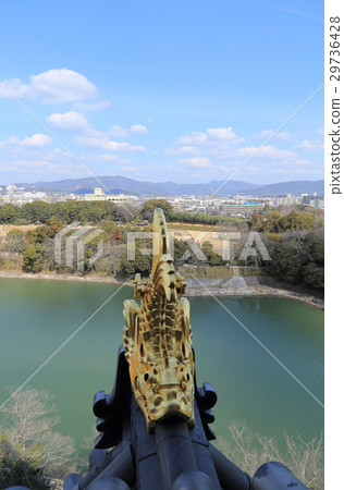Okayama castle golden shachihoko and Korakuen 29736428