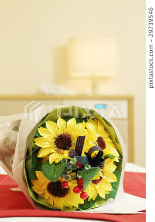 Sunflower bouquets 29739546