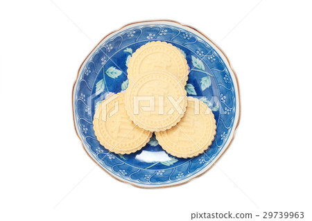 almond cookies 29739963