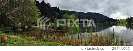 Golcuk Lake in Bolu, Turkey. Golcuk Lake in Bolu, Turkey. 29741065