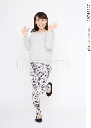 女性肖像 29744227