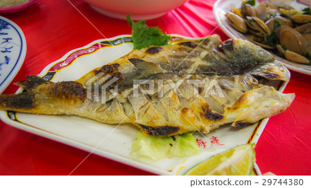 煎魚 烤魚 海產 台菜 中式料理 台灣料理 台湾料理 29744380