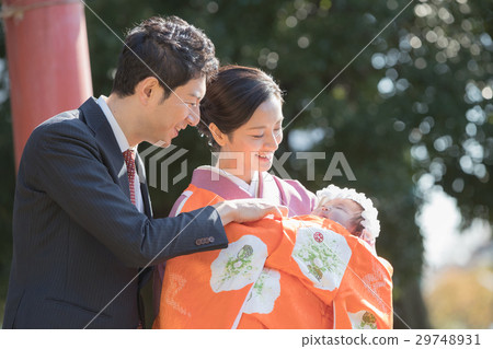 shrine visit, person, family 29748931