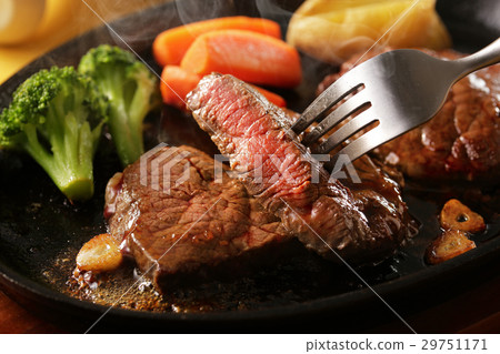 Cows thigh meal steak 29751171