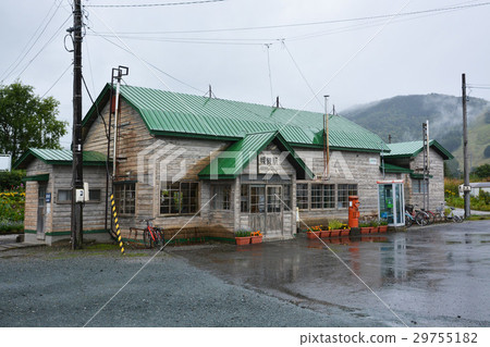 Railroad worker (POPOKA) Horoaikai station 29755182