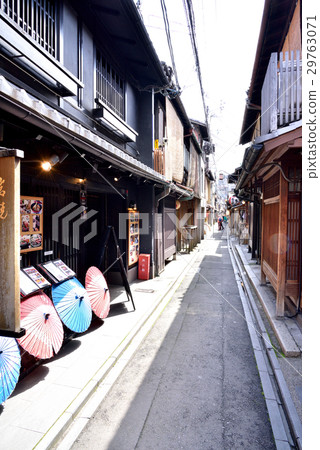 Kyoto Ponto-cho Street 29763071