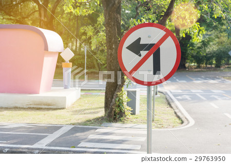 No Left Turn Sign 29763950
