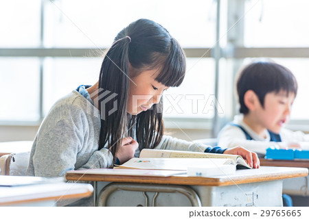 Elementary school, classroom, class image Elementary school, classroom, class image 29765665