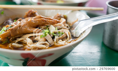 chicken noodle chicken noodle 29769600
