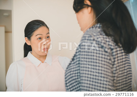 pregnant, pregnant woman, method of breathing 29771116