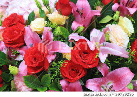 Close up of a flower bouquet on outdoor Close up of a flower bouquet on outdoor 29789250