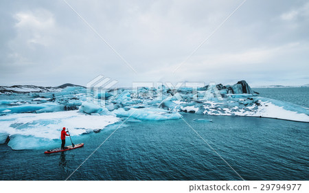 Beautiful view of icebergs glacier lagoon Beautiful view of icebergs glacier lagoon 29794977