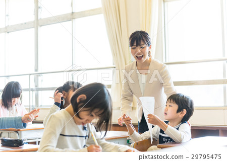 小學，教室形象 29795475