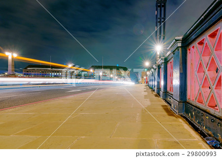Lambeth Bridge at night 29800993