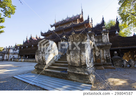 Golden Palace Monastery (Shwenandaw Kyaung) 29804587