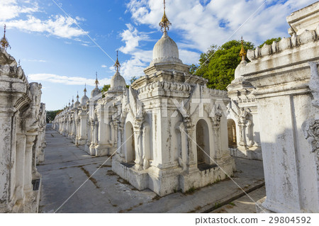 Kuthodaw Paya 29804592