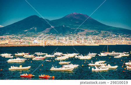 Panorama of Naples, view of the port in the Gulf 29810019
