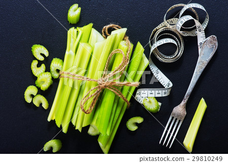 Celery 29810249