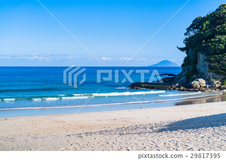 “靜岡縣”伊豆白濱海岸的美麗的海濱 29817395
