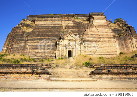 Mingun Pahtodawgyi Temple in Mandalay, Myanmar Mingun Pahtodawgyi Temple in Mandalay, Myanmar 29819065