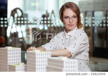 Lovely young girl posing 29823930