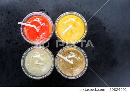 Colored Smothie Take Away in Plastic 29824991