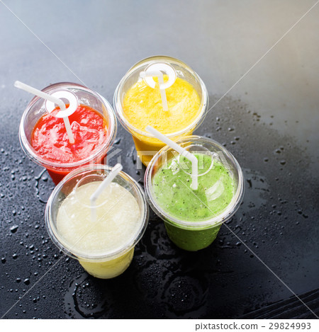 Colored Smothie Take Away in Plastic 29824993