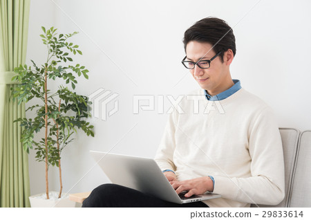Nomad worker image 1 man 1 Nomad worker image 1 man 1 29833614