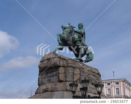 Ukraine. Kiev. The monument to Bogdan Khmelnitsky Ukraine. Kiev. The monument to Bogdan Khmelnitsky 29853877