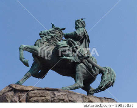 Ukraine. Kiev. The monument to Bogdan Khmelnitsky  29853885