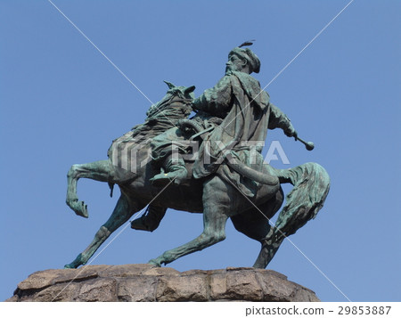 Ukraine. Kiev. The monument to Bogdan Khmelnitsky Ukraine. Kiev. The monument to Bogdan Khmelnitsky 29853887