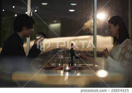 約會晚餐夫婦 29854325