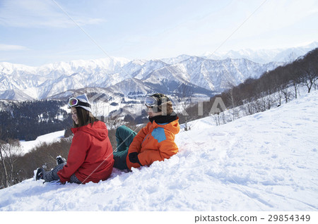Ski resort couple break 29854349