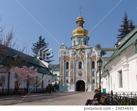 Ukraine. Kiev. Kiev-Pechersk Lavra. Gateway Church Ukraine. Kiev. Kiev-Pechersk Lavra. Gateway Church 29854691