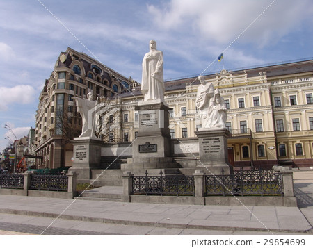 Ukraine. Kiev. Monument to Princess Olga 29854699