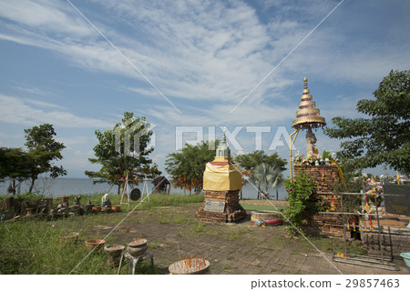 THAILAND PHAYAO LAKE WAT TILOKE ARAM ISLAND 29857463