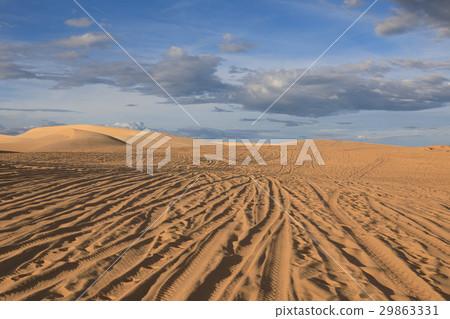 Sand dunes. Mui Ne, Vietnam 29863331