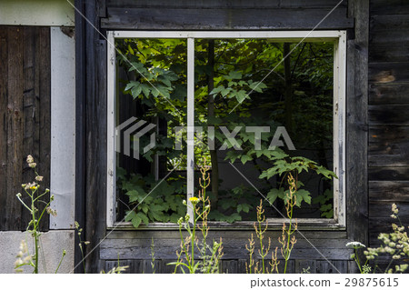 unfinished abandoned house 29875615