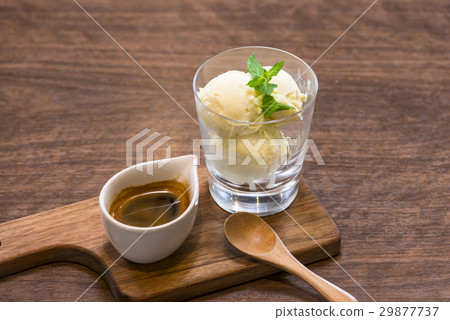 在香草冰，Afogato上吃濃咖啡的甜點 29877737