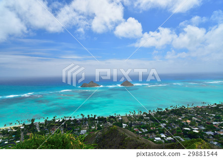 從Lanikai Trail的藥丸盒 從Lanikai Trail的藥丸盒 29881544