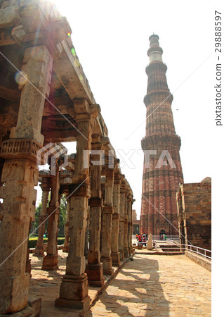 North Indo-Tab Minar 29888597