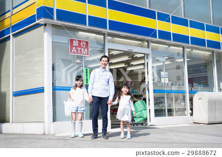 Family (convenience store) 29888672