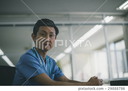 doc, doctor, physician 29888786