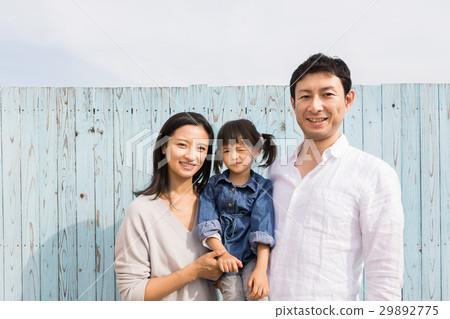 Family image 29892775