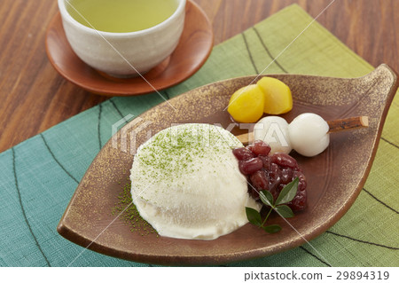 Japanese style taste vanilla ice 29894319