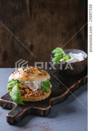 Homemade mini burger with pulled chicken Homemade mini burger with pulled chicken 29897326